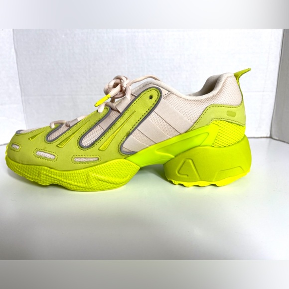 Adidas Gazelle Mens Neon Green/ Linen Sneaker  EE5031 - Picture 4 of 12